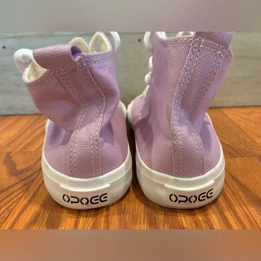 Lavender Canvas High Top Sneakers US Youth size 5/Women’s 6.5/EU 37